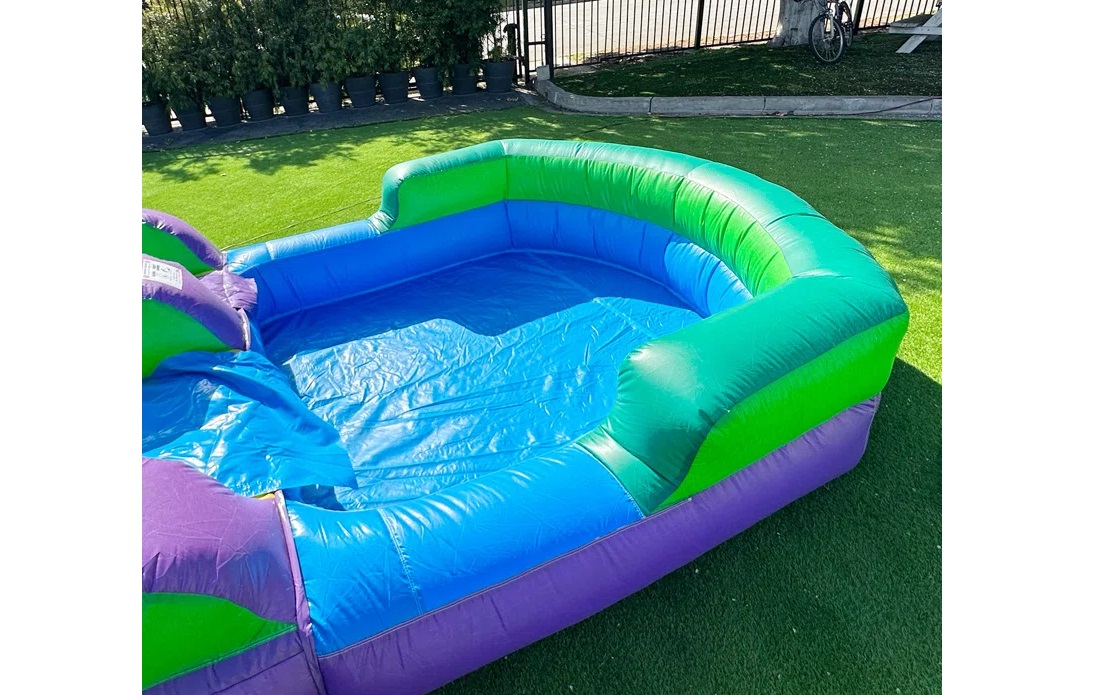 16 Waterslide Bouncer party rentals Ottawa Ontario and Gatineau Quebec