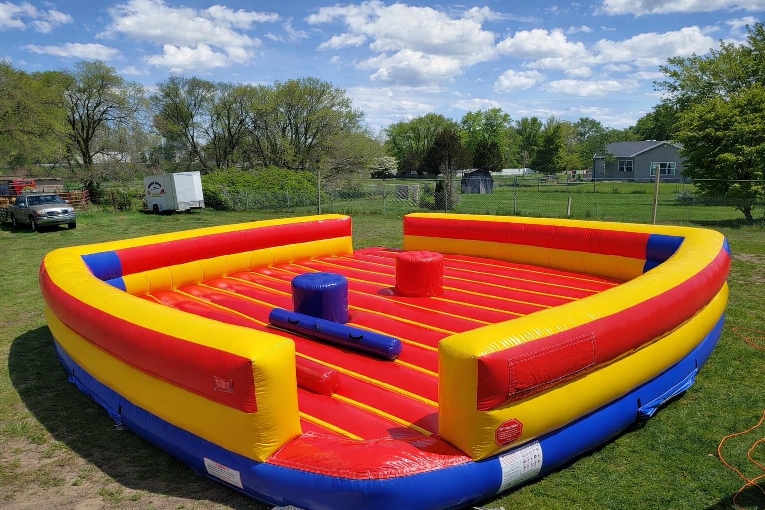 Gladiator joust inflatable rental in Ottawa Ontario and Gatineau Quebec – two-player pedestal battle game