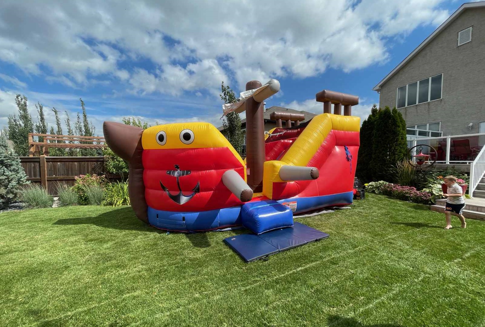 Pirate Ship Inflatable Bouncer / Waterslide party rentals Ottawa Ontario and Gatineau Quebec