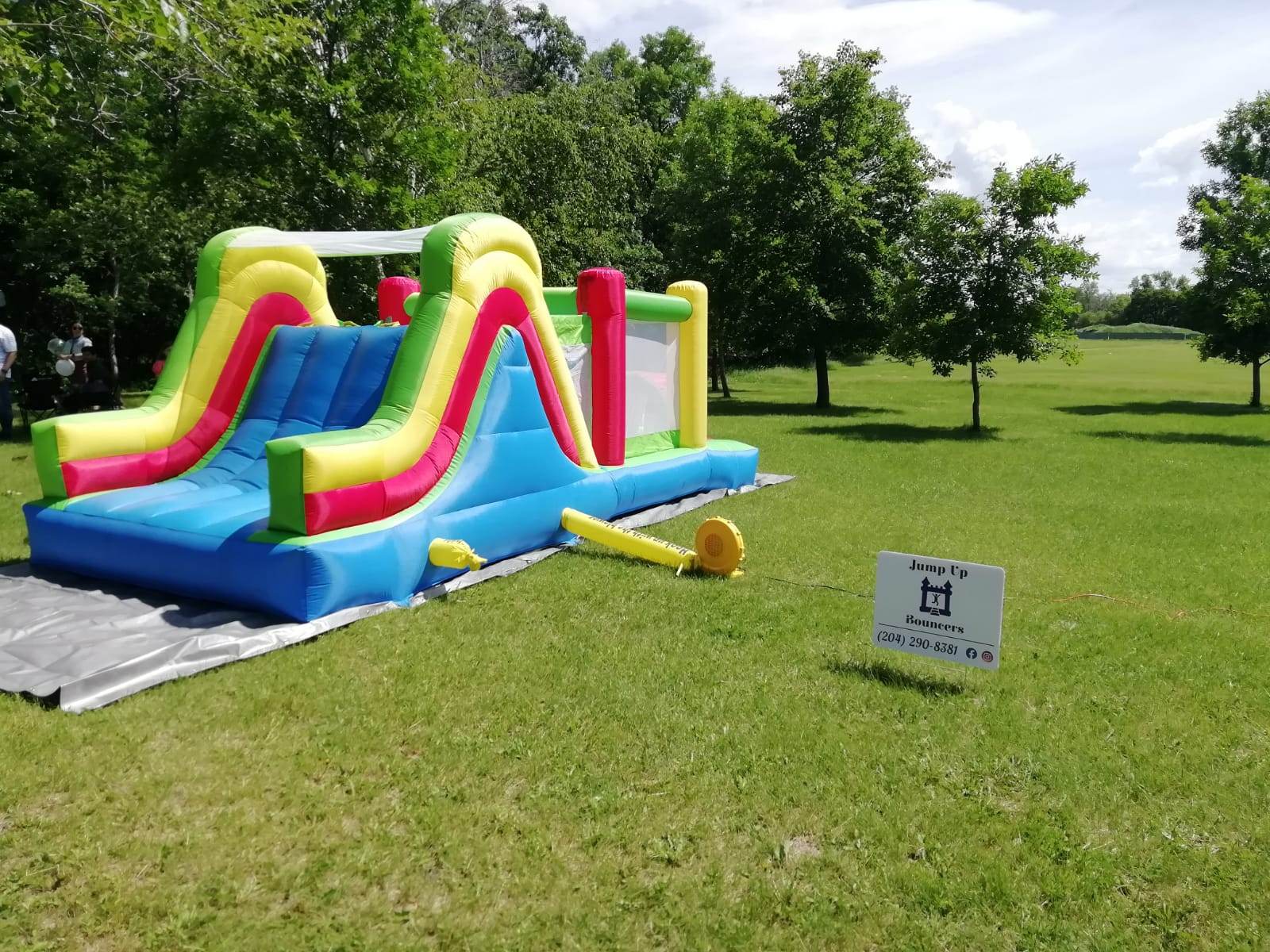 Obstacle Course 21' bouncer party rentals Ottawa Ontario and Gatineau Quebec