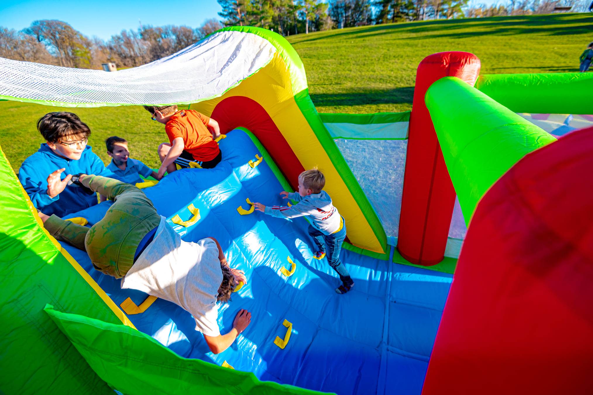 Obstacle Course 21' bouncer party rentals Ottawa Ontario and Gatineau Quebec